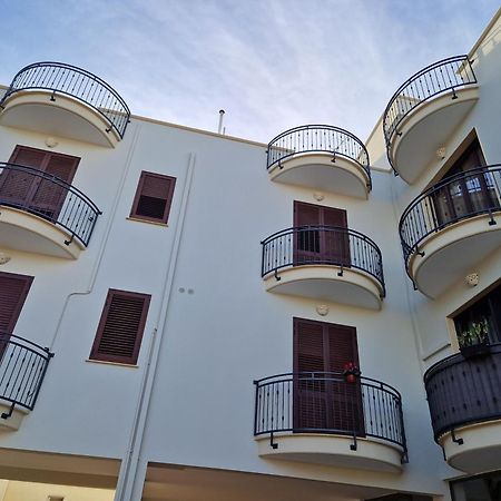 Casa Grande Porto Cesareo Villa Exterior photo